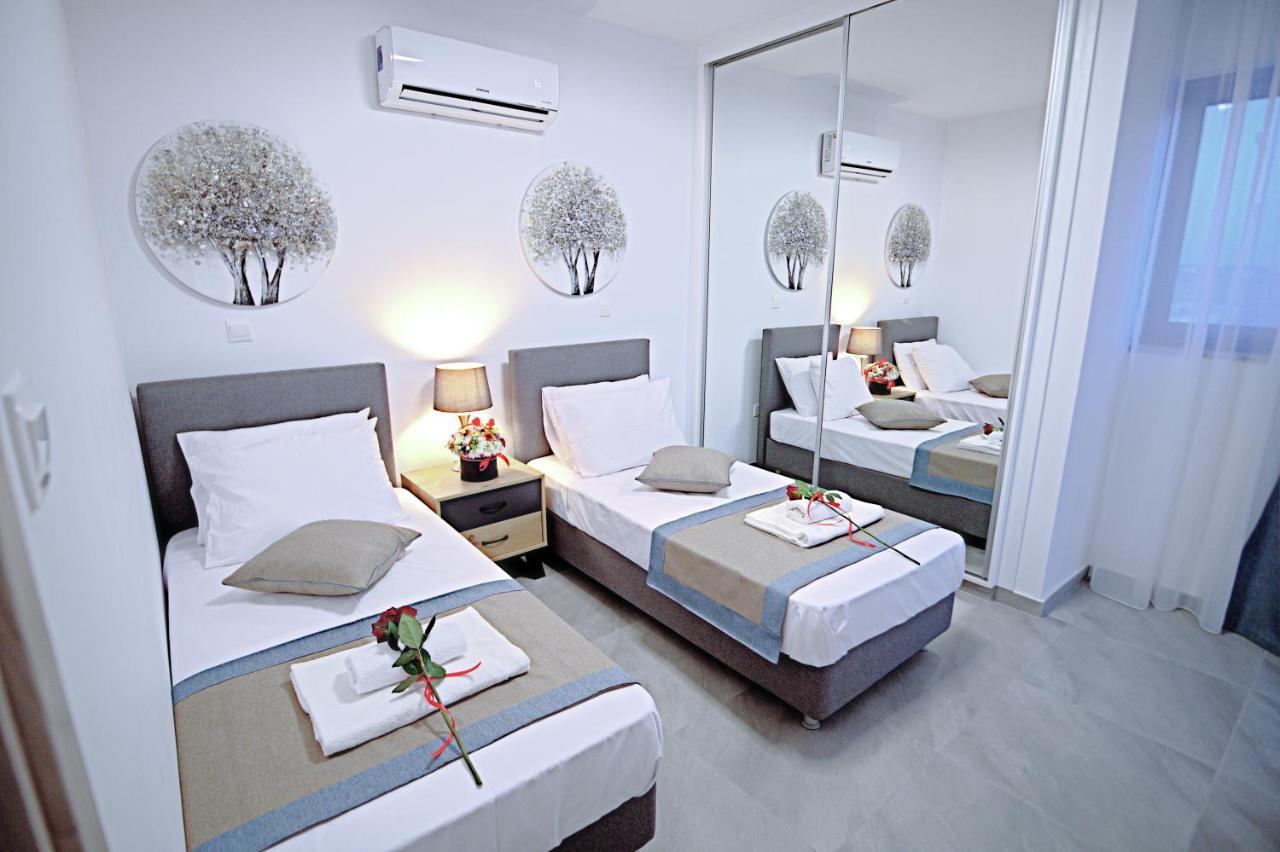 Golden Tree Apartment Паралимни Экстерьер фото